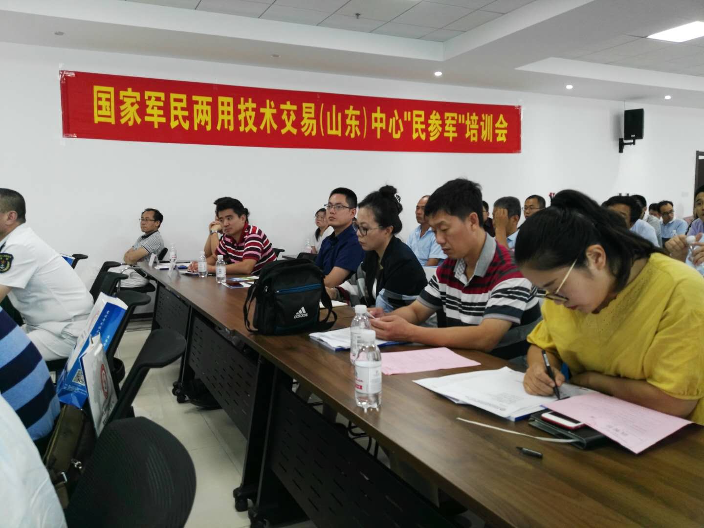 &#21315;&#20159;&#24179;&#21488;&#95;&#21315;&#20159;&#65288;&#20013;&#22269;&#65289;&#19968;&#31449;&#24335;&#26381;&#21153;&#24179;&#21488;