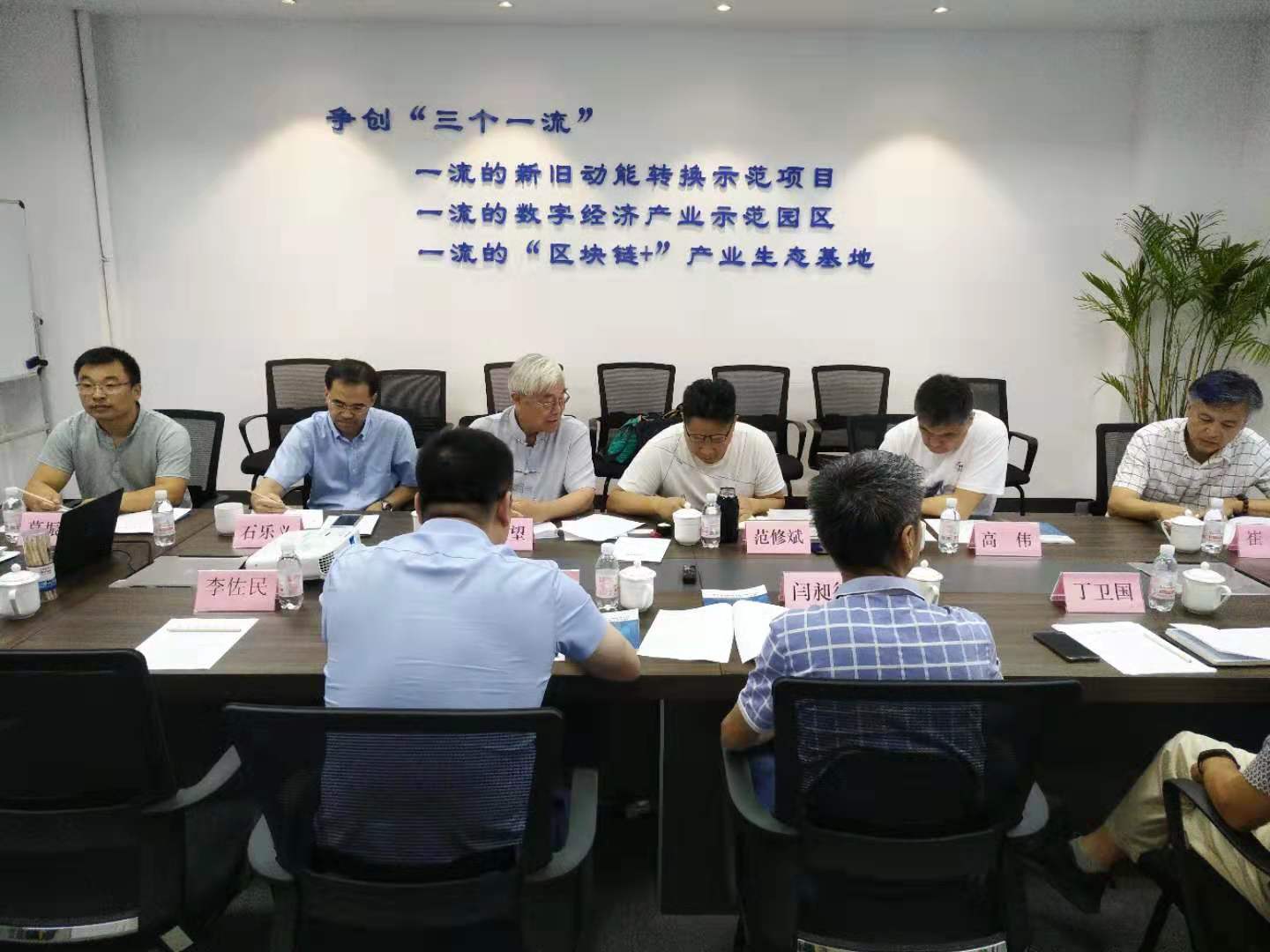 &#21315;&#20159;&#24179;&#21488;&#95;&#21315;&#20159;&#65288;&#20013;&#22269;&#65289;&#19968;&#31449;&#24335;&#26381;&#21153;&#24179;&#21488;